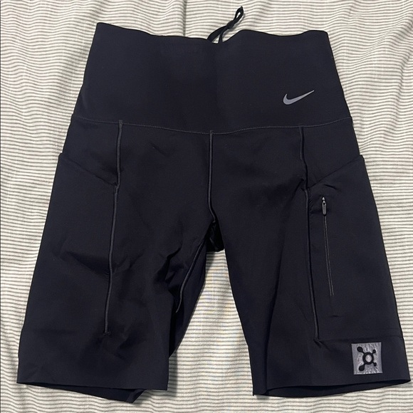Nike Bike Shorts - Picture 1 of 3